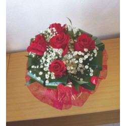 Bouquet 5 Rosas e Statice