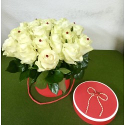 Caixa Redonda Rosas Brancas